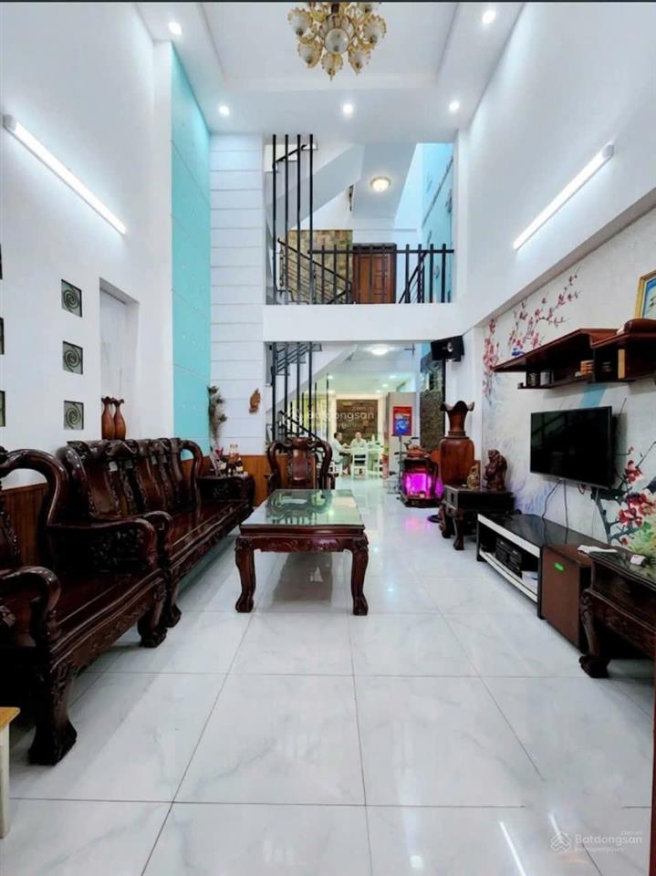 Chủ ngộp, giảm sâu 800 triệu bán nhà hẻm xe tải 6m đường số 44, p.14, 4 x 16, 3 tầng giá 7.5 tỷ tl