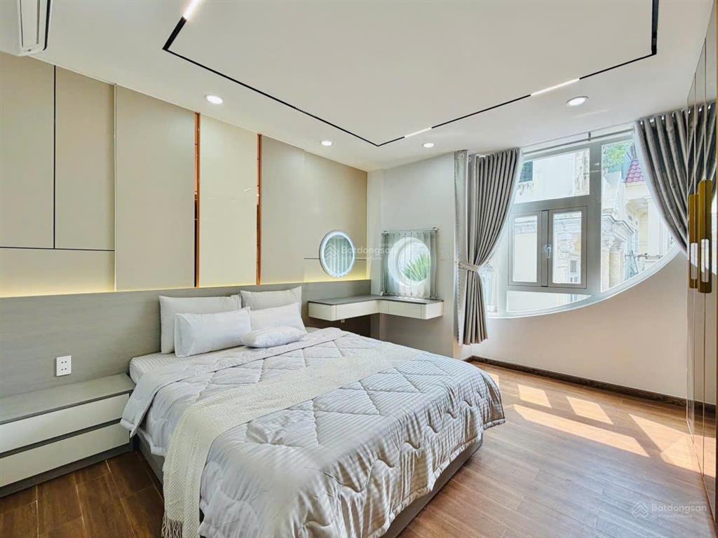 Giảm 700 triệu, bán nhà hẻm xe hơi đường quang trung, p.14, 4 x 16, 5 tầng giá 7.65 tỷ tl