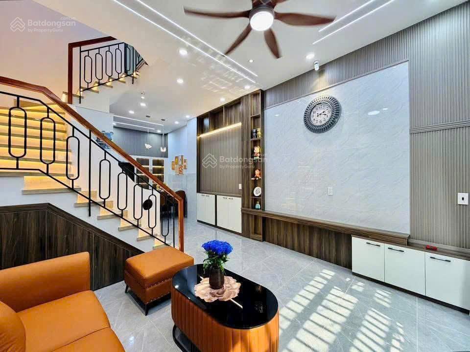 Bán nhà hẻm 3m sát hẻm xe tải thông đường phạm văn chiêu, p.14, 4 x 10 nh 4.5, 4 tầng giá 5.9 tỷ tl