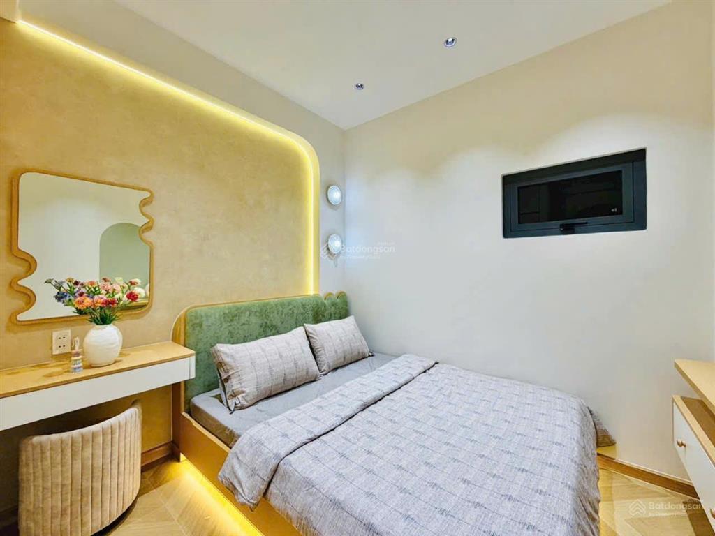 Bán nhà đẹp hẻm xe hơi đường bùi quang là, p.12, 3.1 x 9.5, 2 tầng giá 3.68 tỷ tl