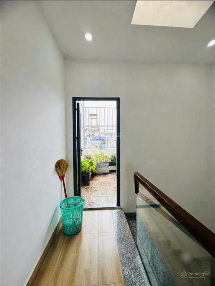 Bán nhà hẻm xe hơi 1 trục đường nguyễn duy cung, p.12, 3.2 x 12.5, 3 tầng giá 4.7 tỷ tl