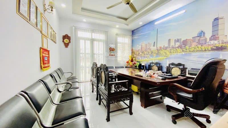 Giảm 1 tỷ, bán nhà hẻm 5m khu đồng bộ đường thống nhất, p.16, 4 x 15, 5 tầng giá 7.4 tỷ tl