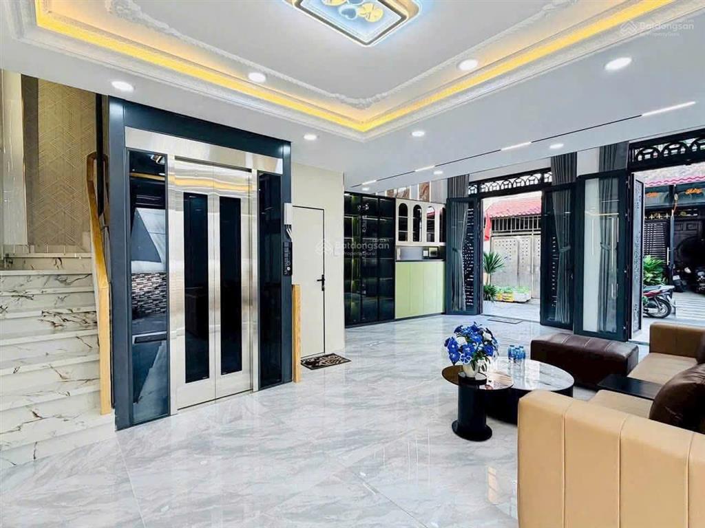 Giảm sốc 1.5 tỷ hẻm 5m 1 trục đường bùi quang là, p.12, 5.3 x 10 nh 6m, có thang máy giá 7.9 tỷ tl