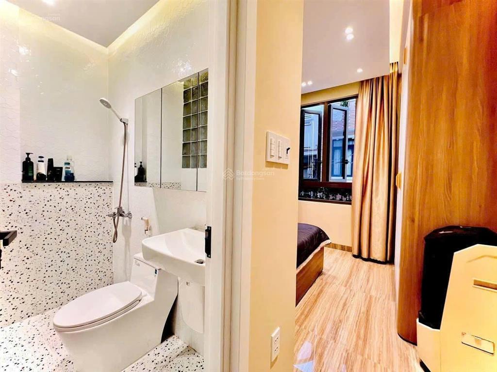 Giảm sâu 800 triệu, bán nhà hẻm xe hơi nhỏ đường số 59, p.14, 3.6 x 12, 4 tầng, giá 5.3 tỷ bớt lộc