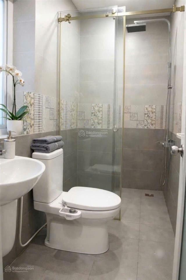 Nổi bật khu vực, bán nhà hẻm 3m đường quang trung, p.12, 3.8 x 12, 4 tầng, 4pn giá 4.95 tỷ tl