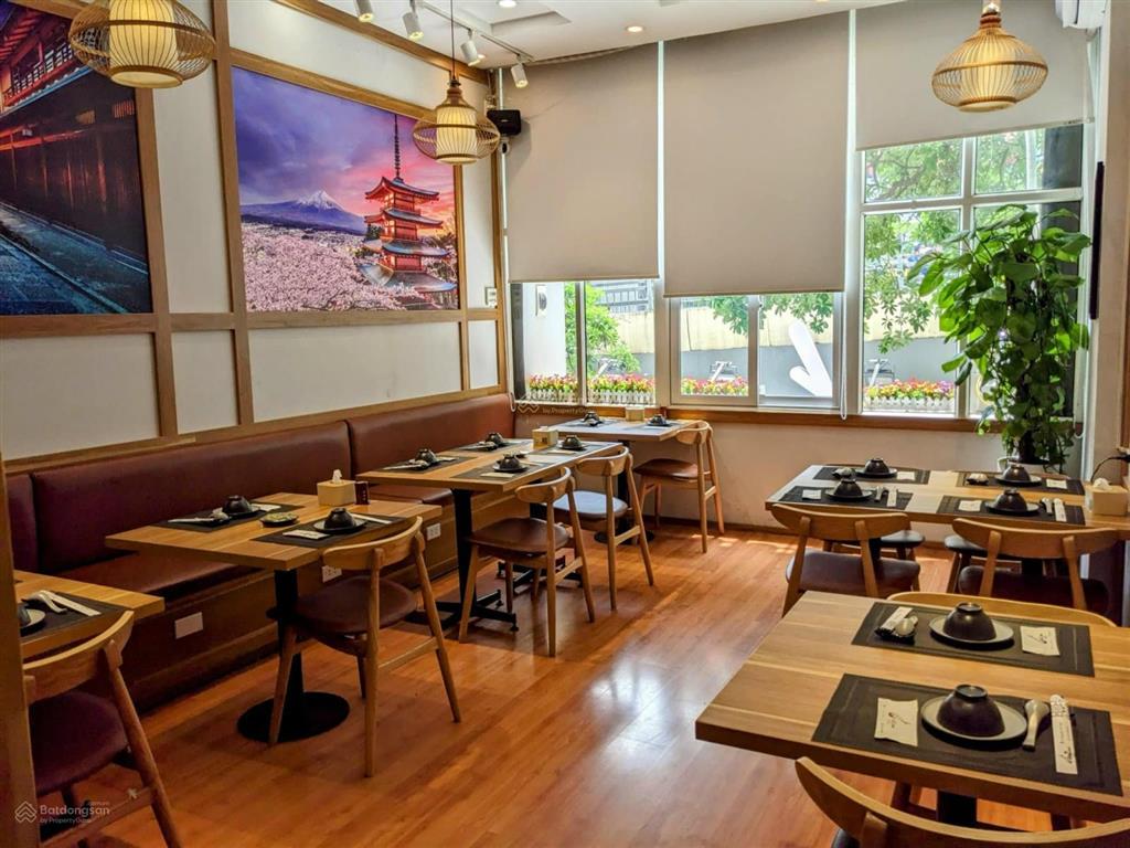Chính chủ cho thuê nhà 122 mặt phố nguyễn chí thanh, 40m2, 4 tầng, mt 4.5m, vỉa hè rộng, 28.5tr/th