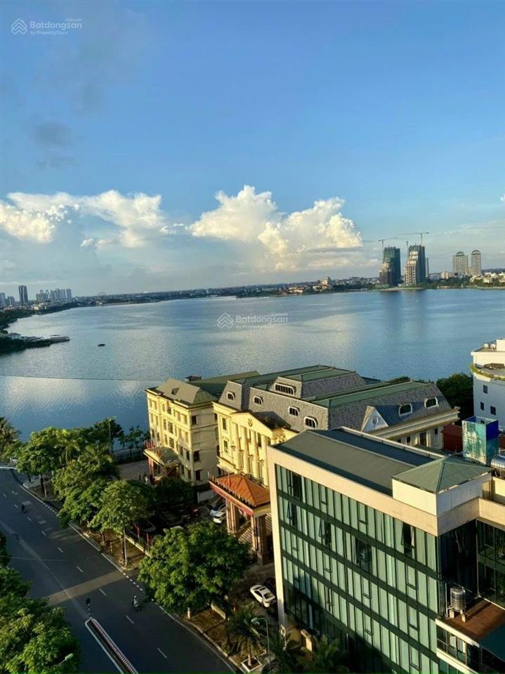 Cc watermark 395 lạc long quân, 88m2, căn góc 2 p. ngủ vuông đẹp, 2wc, view thẳng hồ tây, 11.8 tỷ
