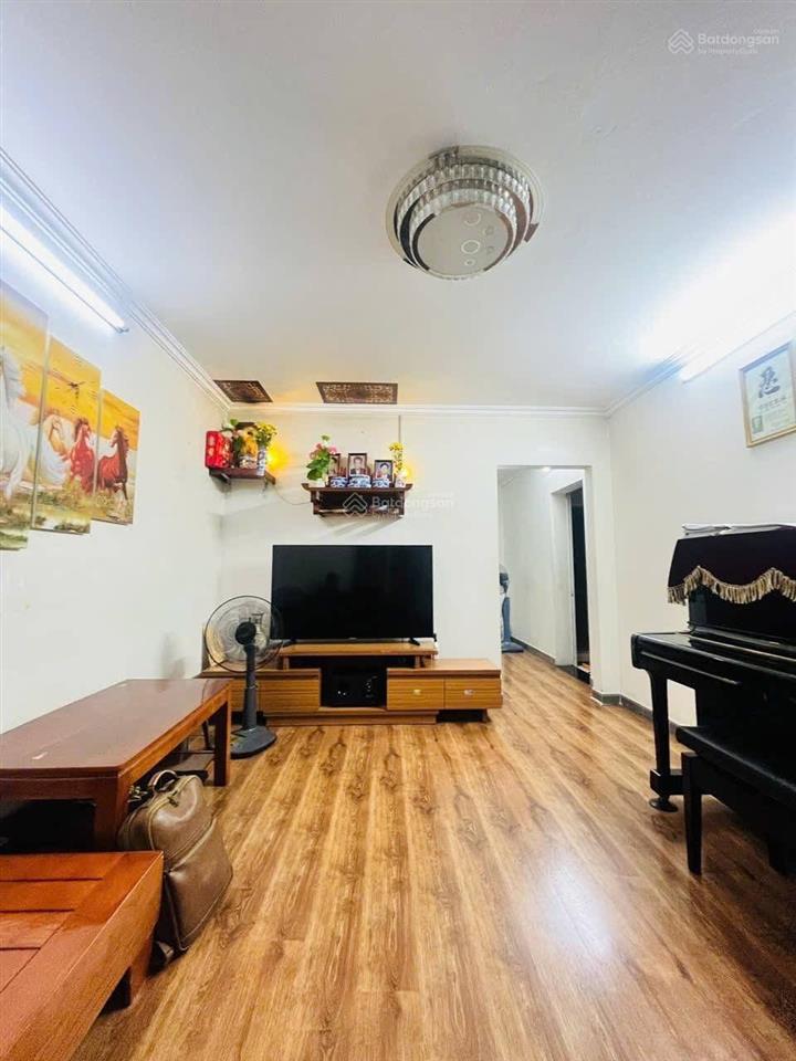 Bán tập thể khương thượng tầng thấp, 35m/100m, 2 phòng ngủ khu tôn thất tùng, giá 5.1 tỷ