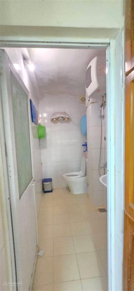 Bán tập thể khương thượng tầng thấp, 35m/100m, 2 phòng ngủ khu tôn thất tùng, giá 5.1 tỷ