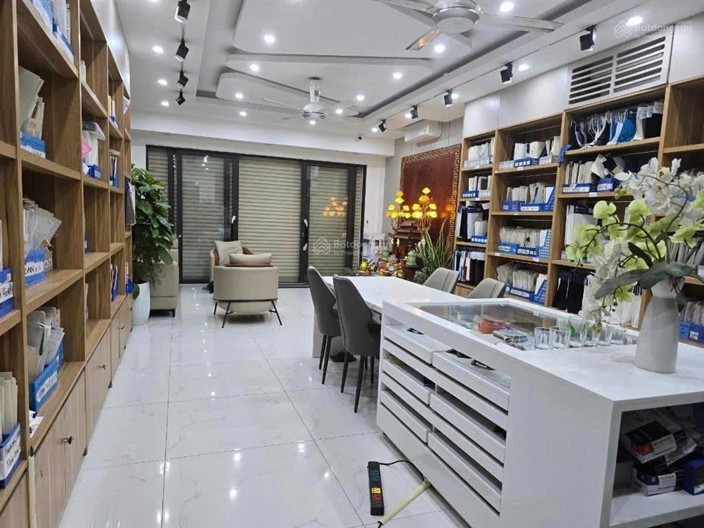 Liền kề lavender 176 định công. 30m ra mặt vành đai 2.5, dt 83m2, 5 tầng thang máy, thông sàn,mt 5m