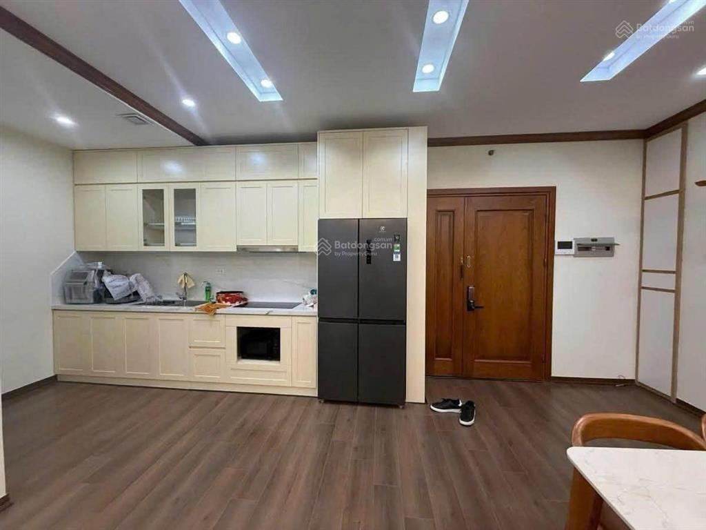 Bán chung cư eurowindow multi complex 27 trần duy hưng, 86m2, tầng 22, 2 p.ngủ, bc đông nam 9.6 tỷ.