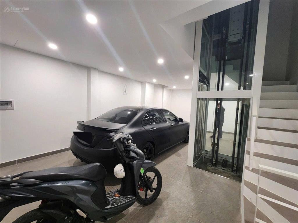 Bán nhà ngõ 10 phố võng thị, tây hồ, 55m2, 6 tầng thang máy, mặt tiền 5.3m phân lô,ngõ 8m oto tránh