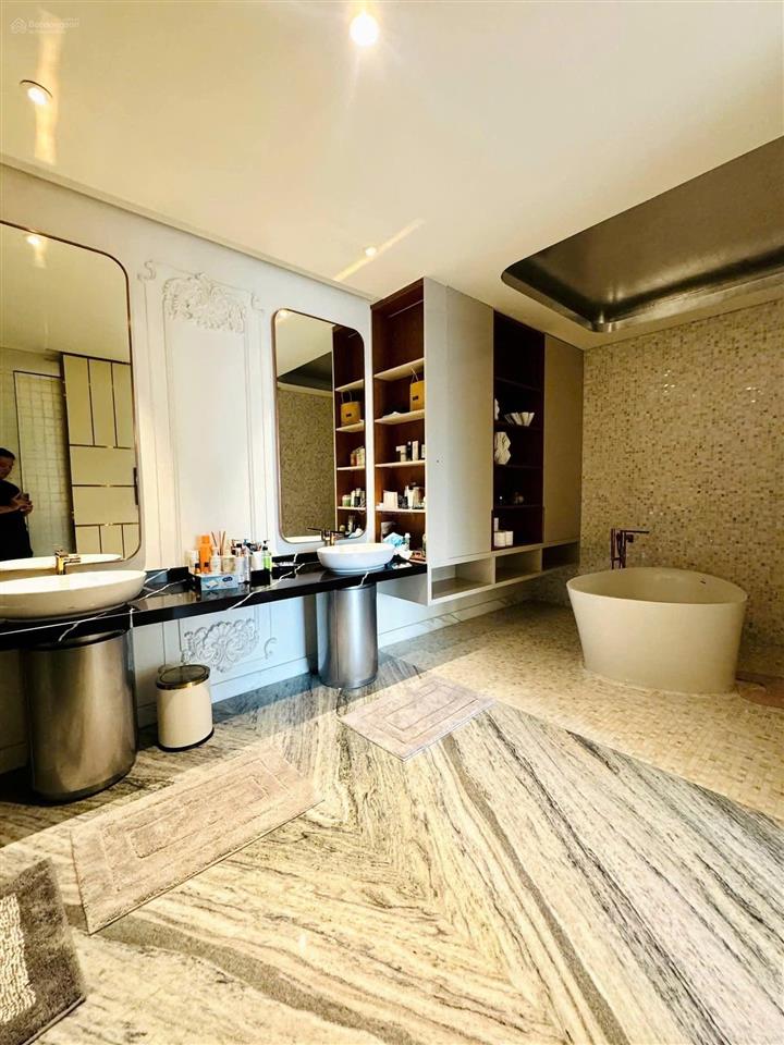 Căn hộ tòa s1 sun grand city 69b thụy khuê, 215m2, góc view hồ tây, 4 p. ngủ, nội thất siêu cao cấp