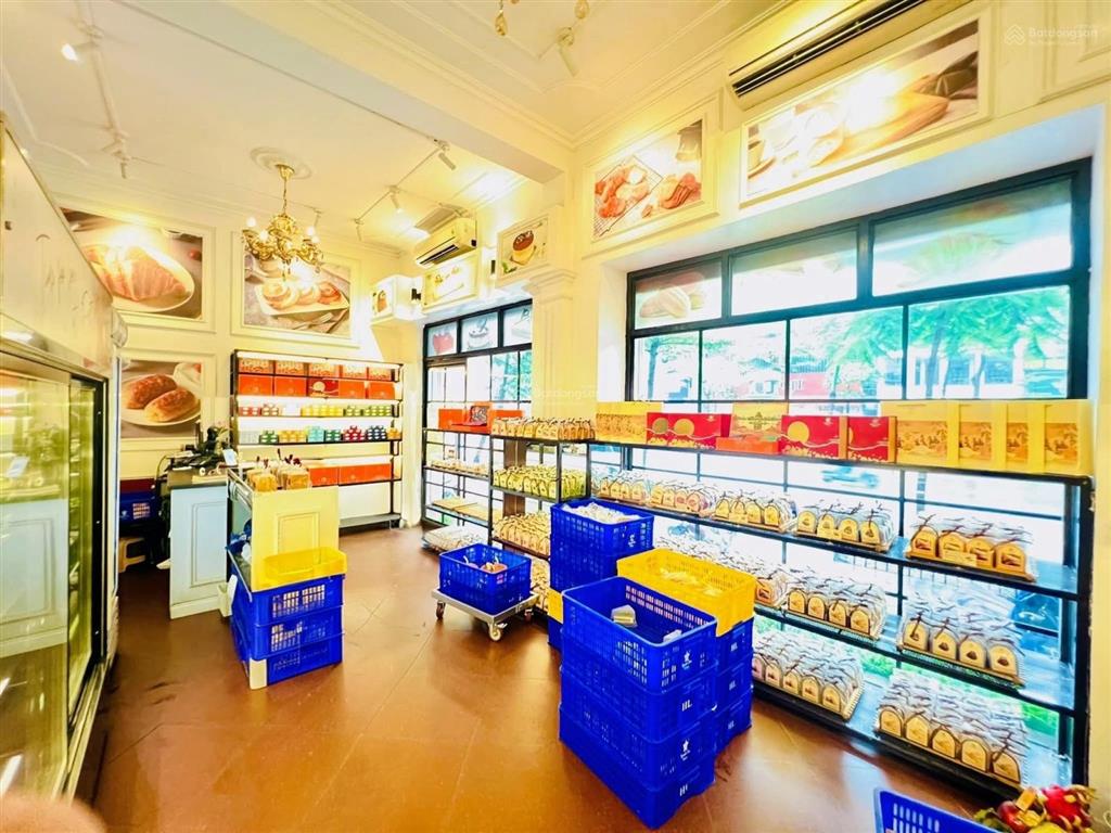 Mặt phố xã đàn, đống đa, 50m2, 5 tầng, mặt tiền 7.2m bề thế, 1 mặt phố, 1 mặt ngõ cực hiếm, 40.8 tỷ