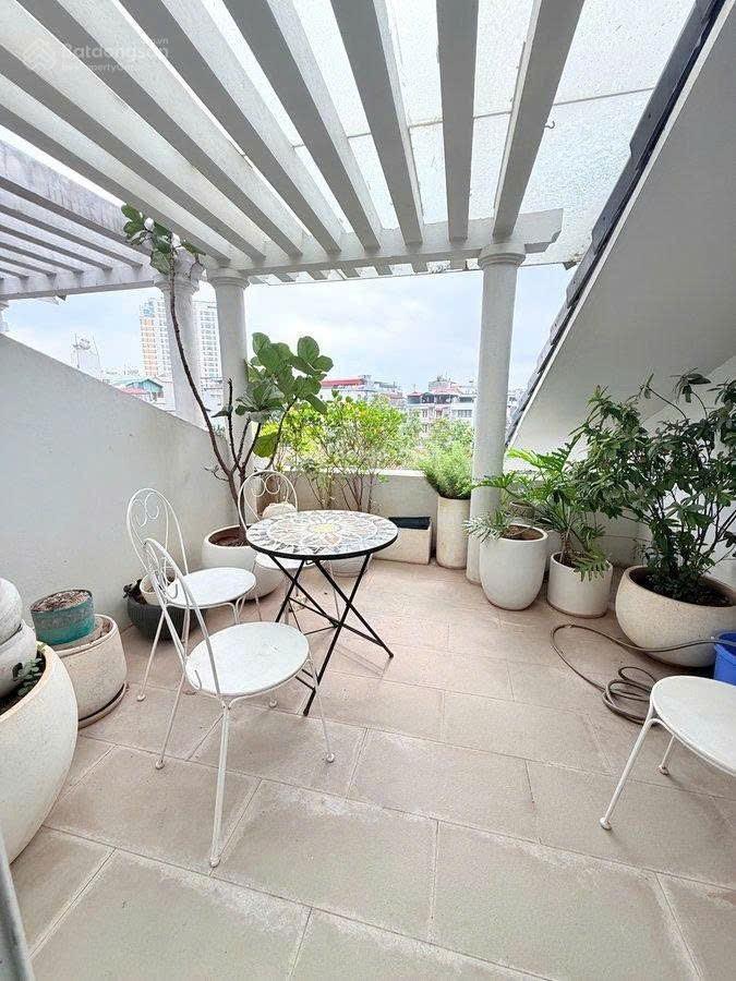Bt tây hồ residence hdi võ chí công, 132m2, tầng 1 hầm, mt 8.5m  full nội thất cao cấp  62.6 tỷ