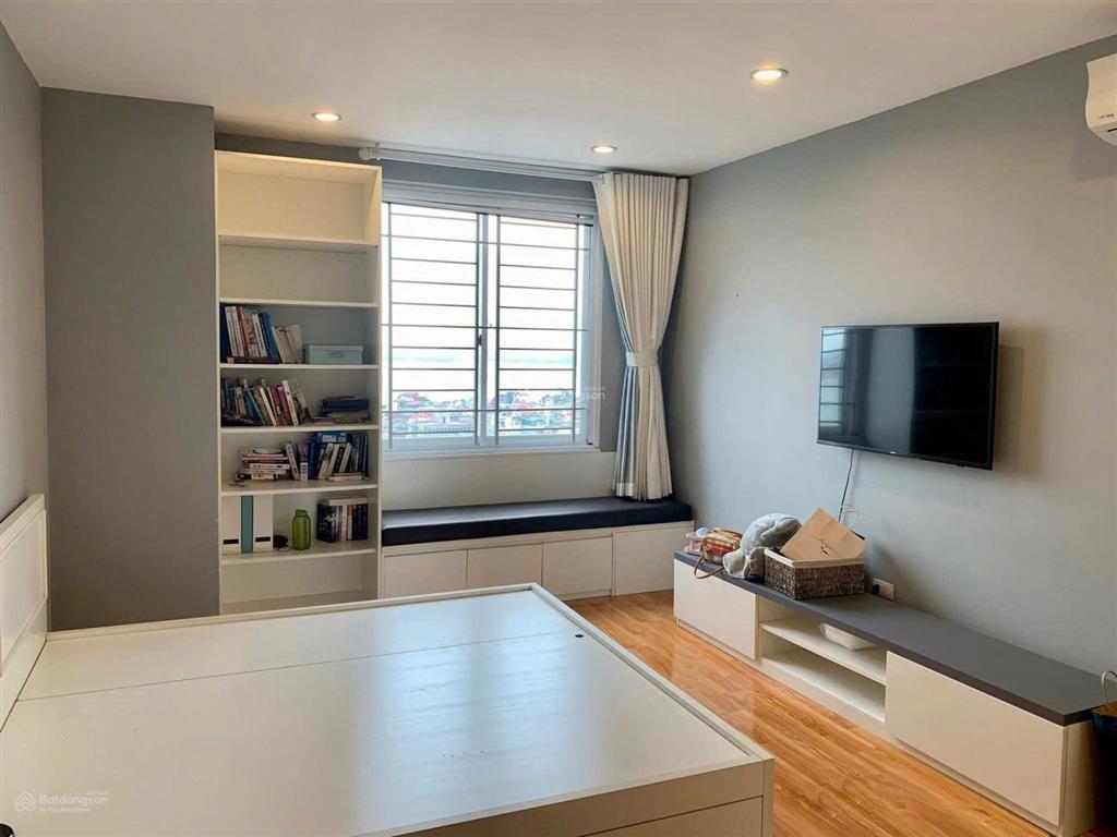 Cc tây hồ residence 158 võ chí công, 108m2 căn góc 3pn tầng cao view hồ tây, full nội thất, 10,6 tỷ