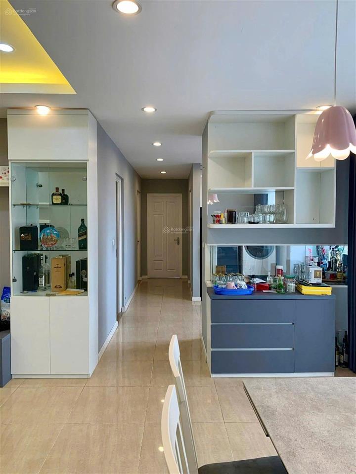 Cc tây hồ residence 158 võ chí công, 108m2 căn góc 3pn tầng cao view hồ tây, full nội thất, 10,6 tỷ