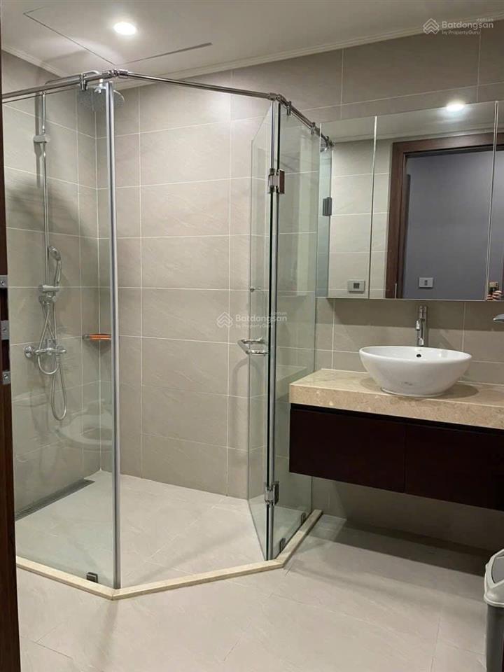 Bán căn hộ cc hdi tower 55 lê đại hành, tầng 15, dt 102m2, 3 p.ngủ, 2 wc, full nt cao cấp, 24.8 tỷ