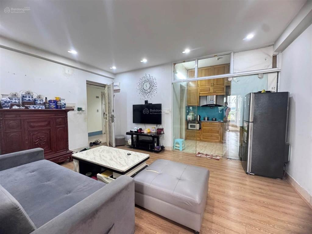 Bán chung cư b14 kim liên, phạm ngọc thạch, 65m2, 2 phòng ngủ, full nội thất, 5.96 tỷ