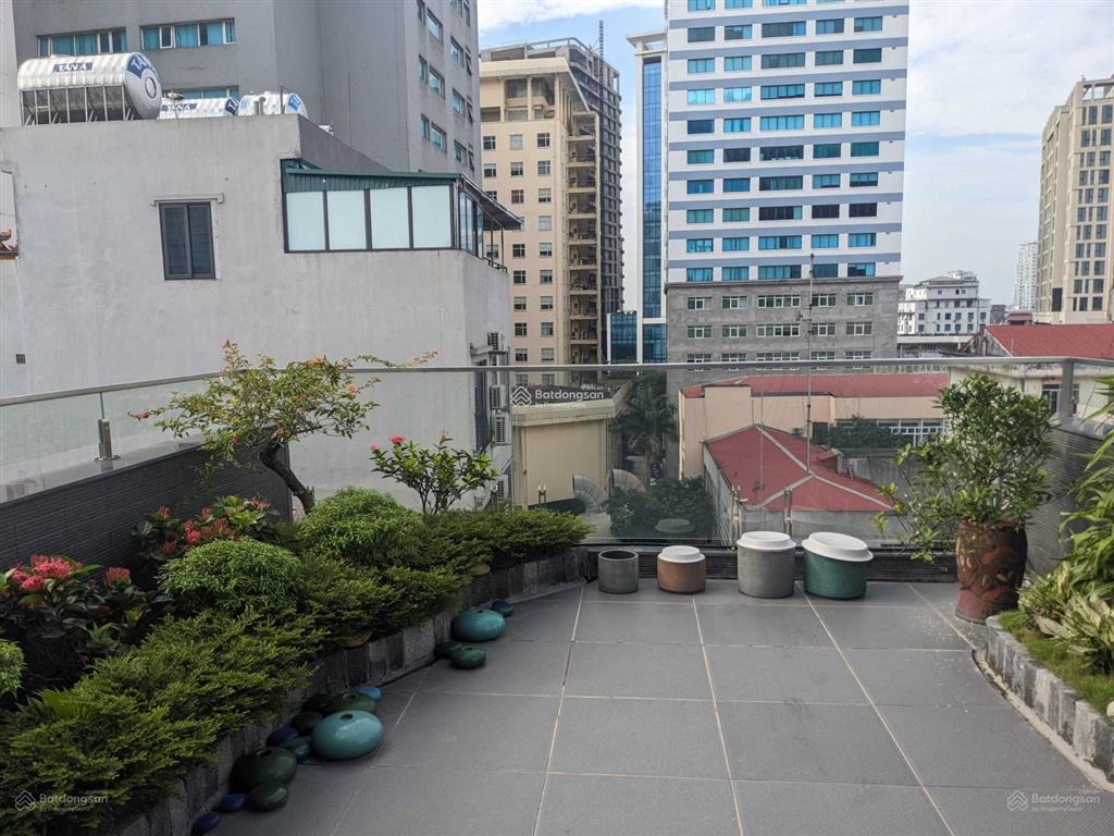 Chính chủ cho thuê căn hộ studio ngõ 19 liễu giai, ngõ oto tránh, 28m2, 1 p.ngủ, full nt, 8.5tr/th