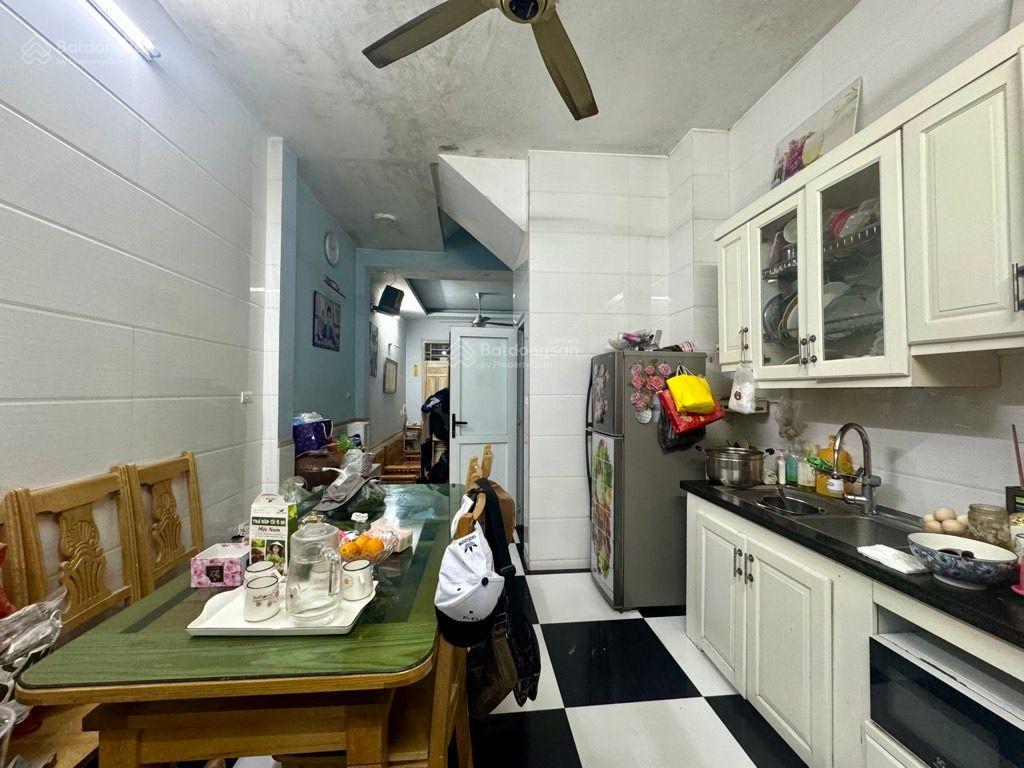 Nhà văn hộiphân lô bàn cờ hai mặt tiền morning lùi tận cửa  10m ra chợ dân sinh 9,1 tỷ