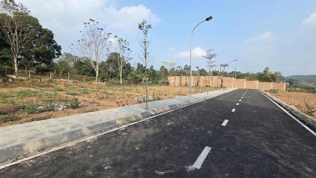 Chính chủ bán mảnh đất 80m² nhỉnh 600 triệu có thương lượng.