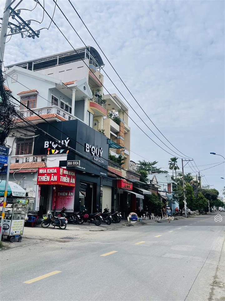 Lô góc 2 mặt tiền ngang 6,23m  không lộ giới cách phạm văn đồng 300m  hxh quay đầu