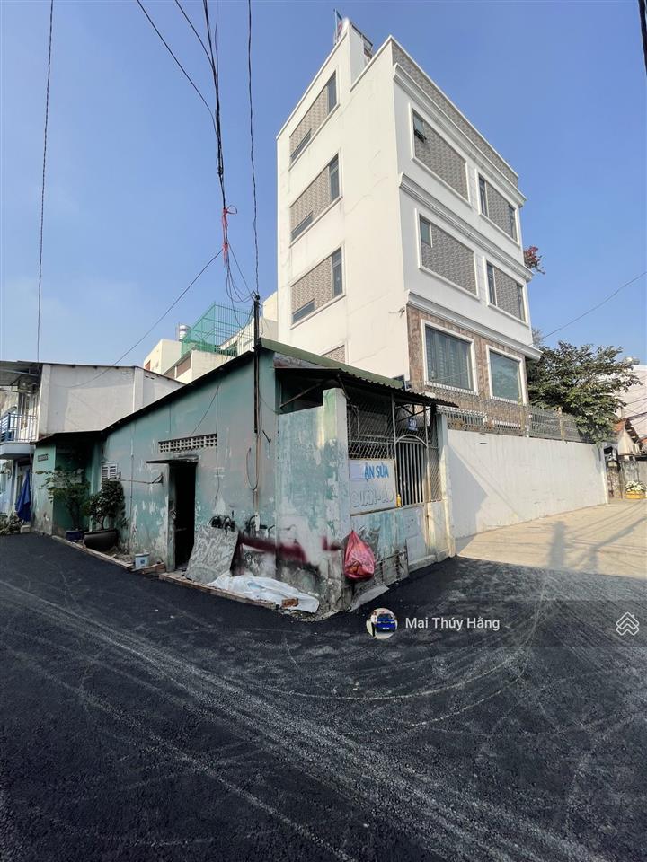 Lô góc 2 mặt tiền ngang 6,23m  không lộ giới cách phạm văn đồng 300m  hxh quay đầu