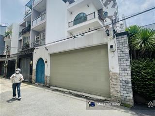 Giảm 2 tỷ bán nhanh nhà 1t2l ngang 8m vuông vức  có gara ôtô, sân vườn thoáng mát khu dân trí cao