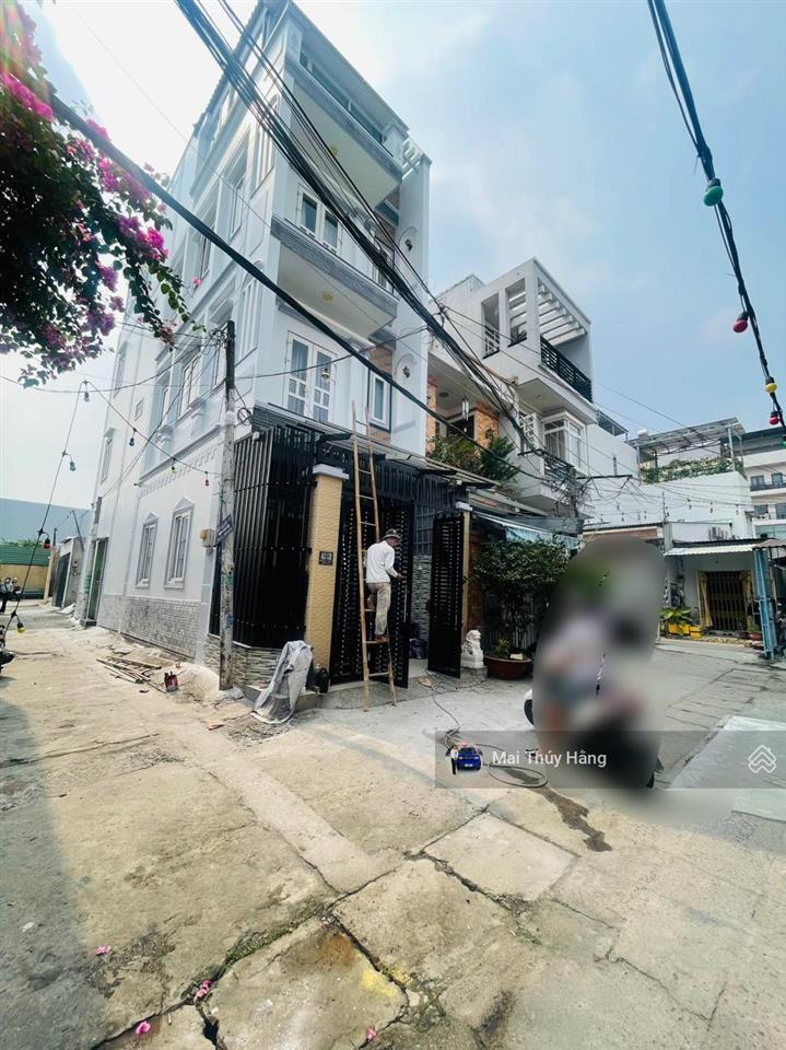 Giảm 1 tỷ bán nhanh trước tết gần trường cao đẳng công nghệ ,full thổ cư ngang 8 nở hậu , hxh