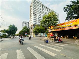 Duy nhất 1 lô ngay phạm văn đồng đường ôtô né nhau full thổ, ko lộ giới ngang 5 xây hầm + 5 tầng