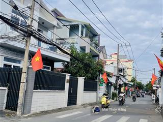 40tr /m2 đất mt ngay phạm văn đồng  phù hợp xây chdv, làm văn phòng  giá 12 tỷ  dt 310m2