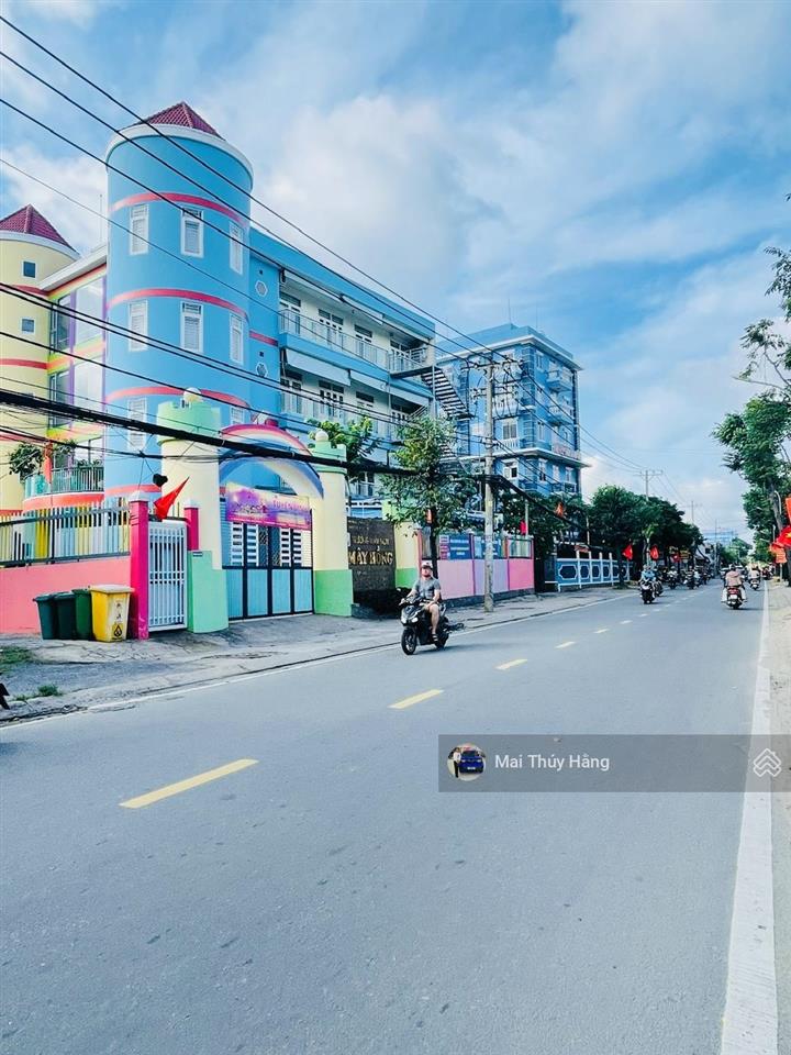 Mặt tiền linh đông nhánh phạm văn đồng,vị trí kinh doanh sầm uất ngang bề thế 9m xây hầm + 7 tầng