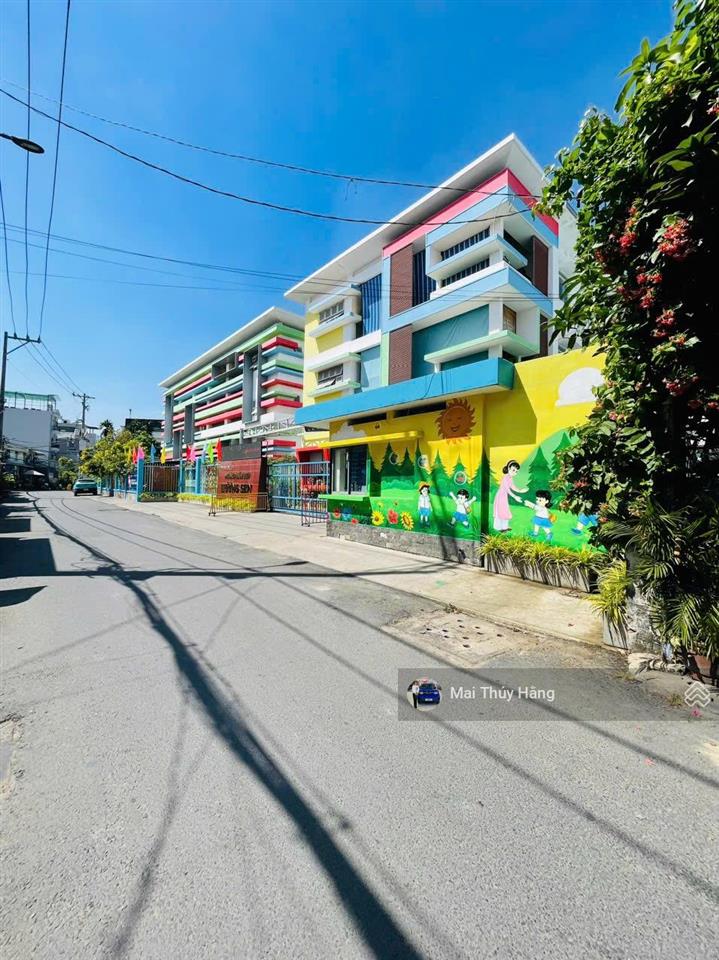 Nhà mặt tiền ngay phạm văn đồng  ôtô để trong nhà  không quy hoạch  gía tốt