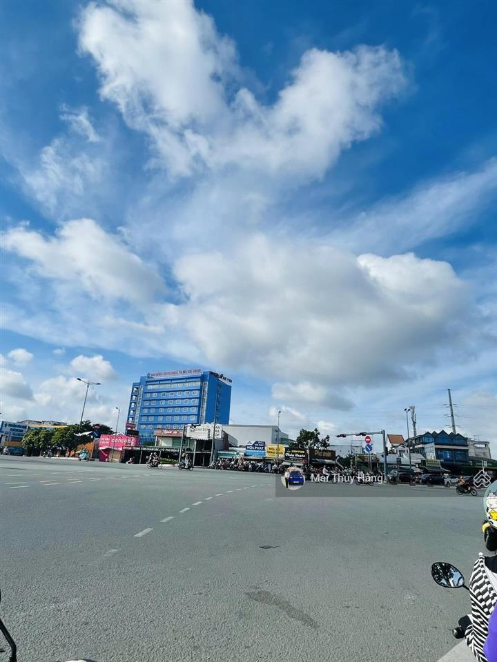 Hàng hiếm giá tốt đất mặt tiền full thổ ngang 5 nở hậu cách phạm văn đồng chỉ 500m