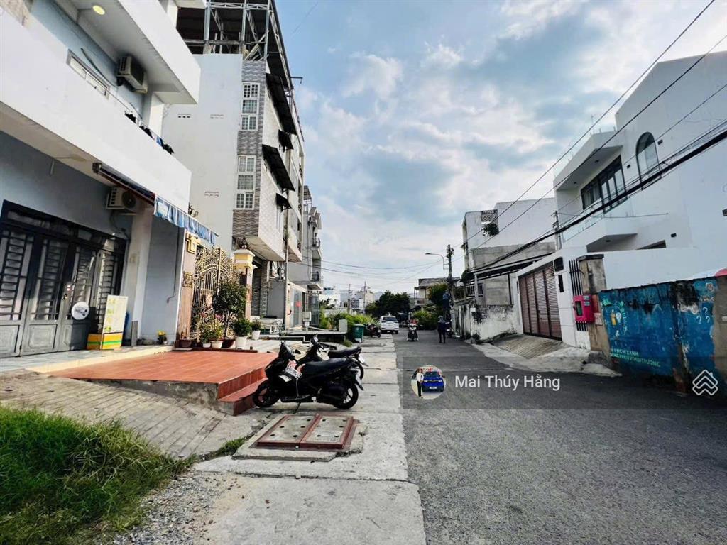 Giảm 700tr chủ bán nhanh quỹ đất lớn gần chợ thủ đức ngay phạm văn đồng,đường 10m gpxd hầm + 7tầng