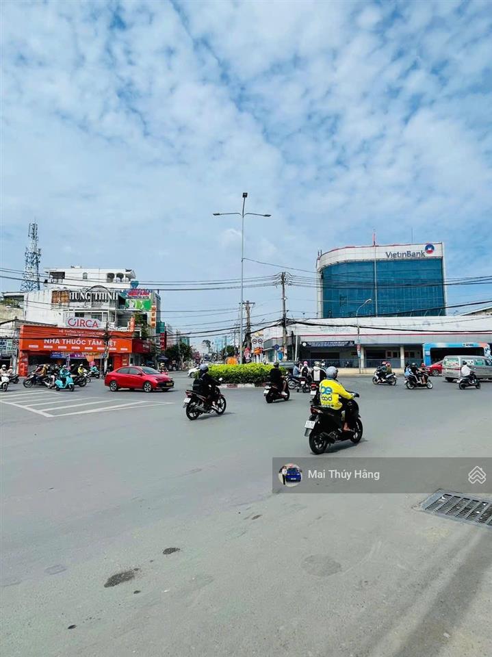 Giảm 700tr chủ bán nhanh quỹ đất lớn gần chợ thủ đức ngay phạm văn đồng,đường 10m gpxd hầm + 7tầng