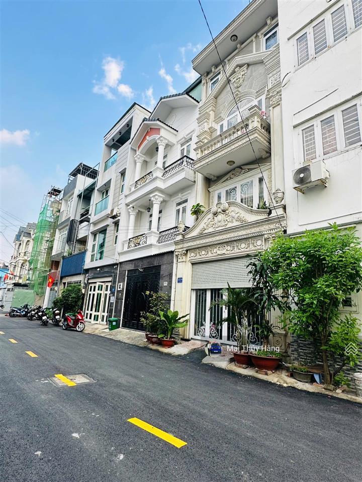 Bao giá toàn khu vực vị trí trung tâm nhà đẹp 2tầng đường 8m thông  khu dân cư vip nhất linh đông