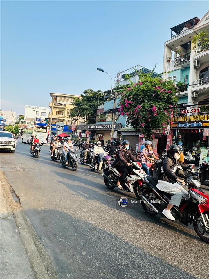 Giảm 1 tỷ bán nhanh mtkd hoàng diệu 2, ngang 5m vuông vức  gpxd hầm + 7 tầng