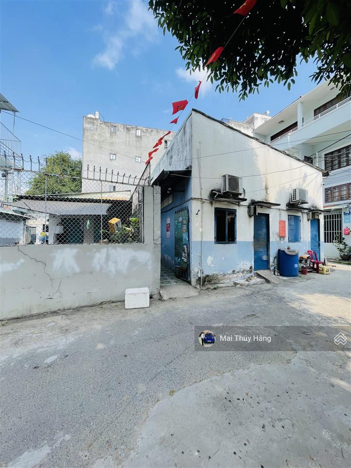 Hiếm  góc 2 mặt tiền đường 8m ngang 8m ngay học viện tư pháp  xây dựng cao tầng