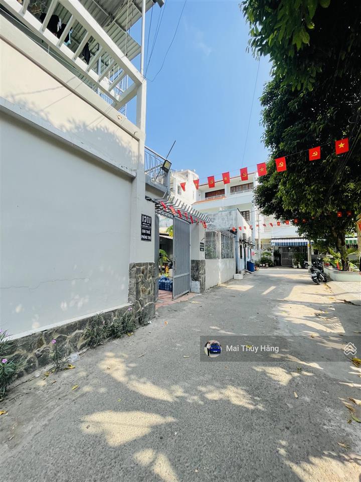 Hiếm  góc 2 mặt tiền đường 8m ngang 8m ngay học viện tư pháp  xây dựng cao tầng