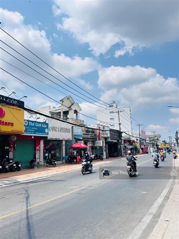 Siêu phẩm ngay kha vạn cân gần hoàng diệu 2  full thổ cư, ngang 12m  giá tốt  hẻm xe hơi thông