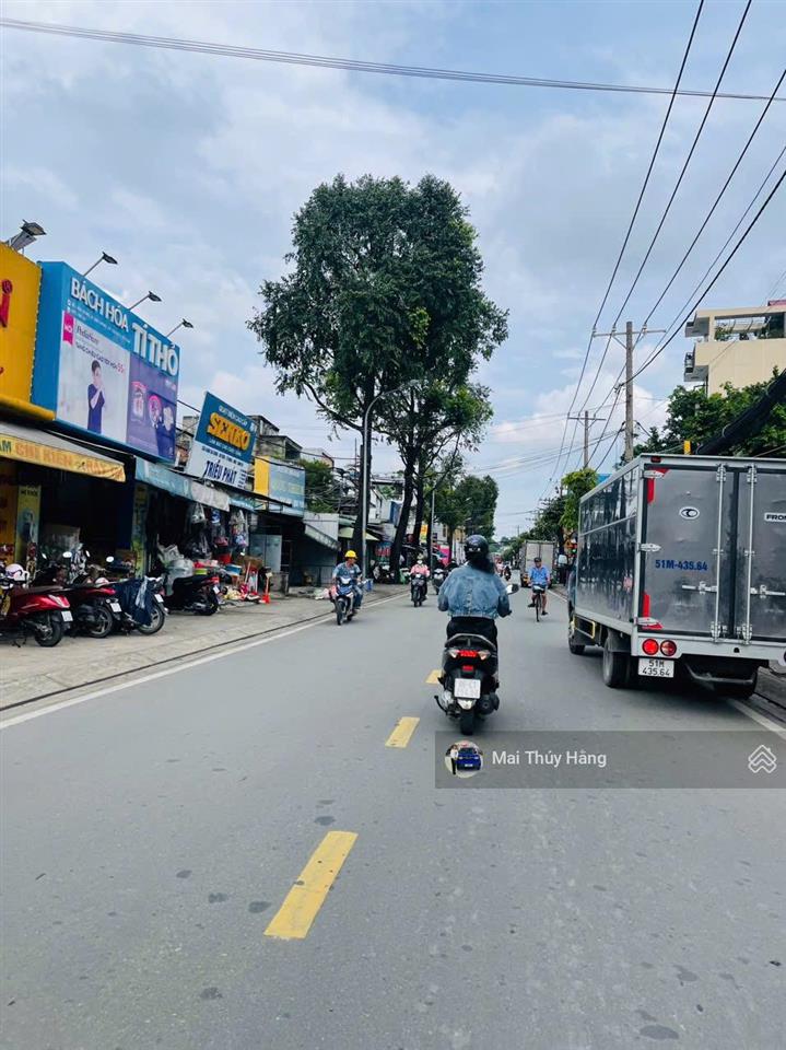 Mặt tiền linh đông kinh doanh sầm uất ngày đêm, sẵn hợp đồng thuê 20tr/tháng cách vành đai ii 300m