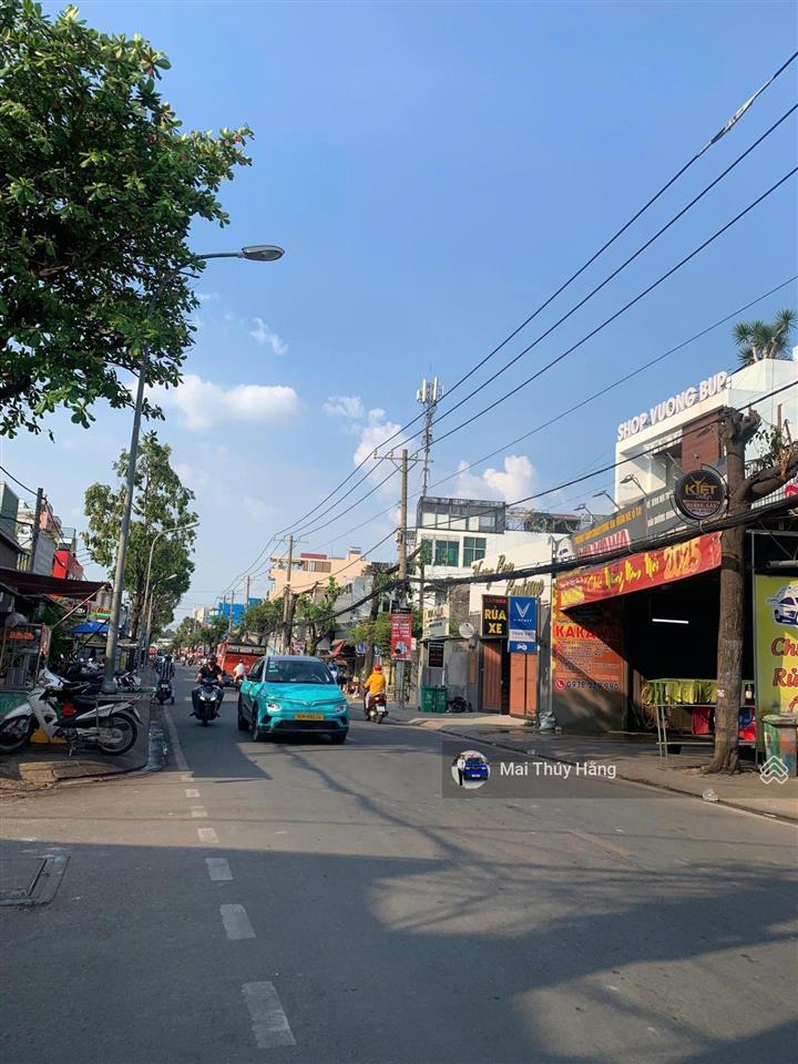 Mặt tiền kinh doanh ngay phạm văn đồng  phù hợp văn phòng cty giá chỉ hơn 8 tỷ
