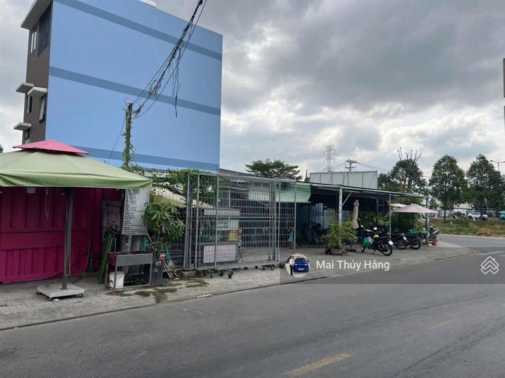 Mặt tiền kinh doanh ngay phạm văn đồng  phù hợp văn phòng cty giá chỉ hơn 8 tỷ
