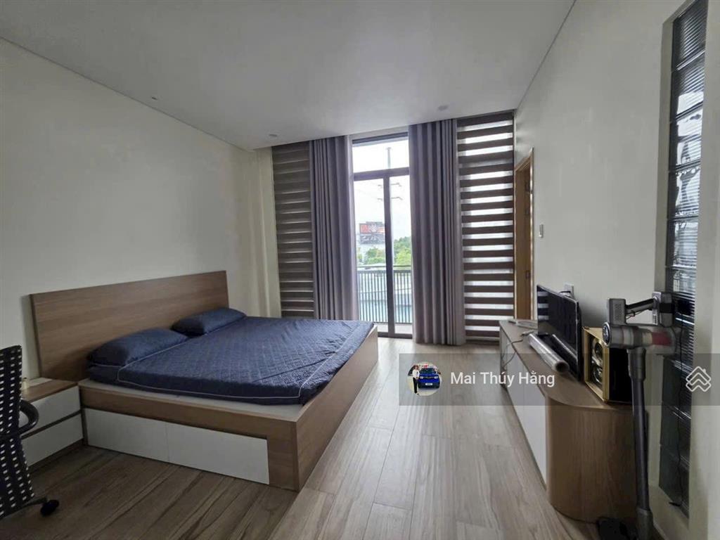 Siêu phẩm nhà 4 tầng mặt tiền ngay phạm văn đồng  có thang máy  hoàn công đầy đủ