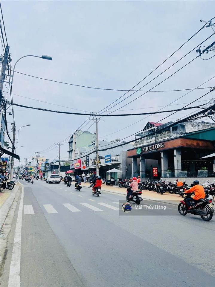 Siêu phẩm 50tr/m2 có ngay nhà 2 tầng diện tích lớn ngang 14m cách kha vạn cân 50môtô đậu trong nhà