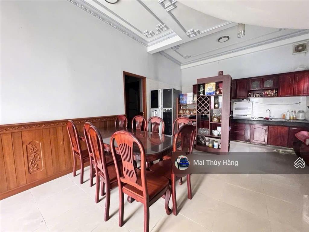 Siêu phẩm 50tr/m2 có ngay nhà 2 tầng diện tích lớn ngang 14m cách kha vạn cân 50môtô đậu trong nhà