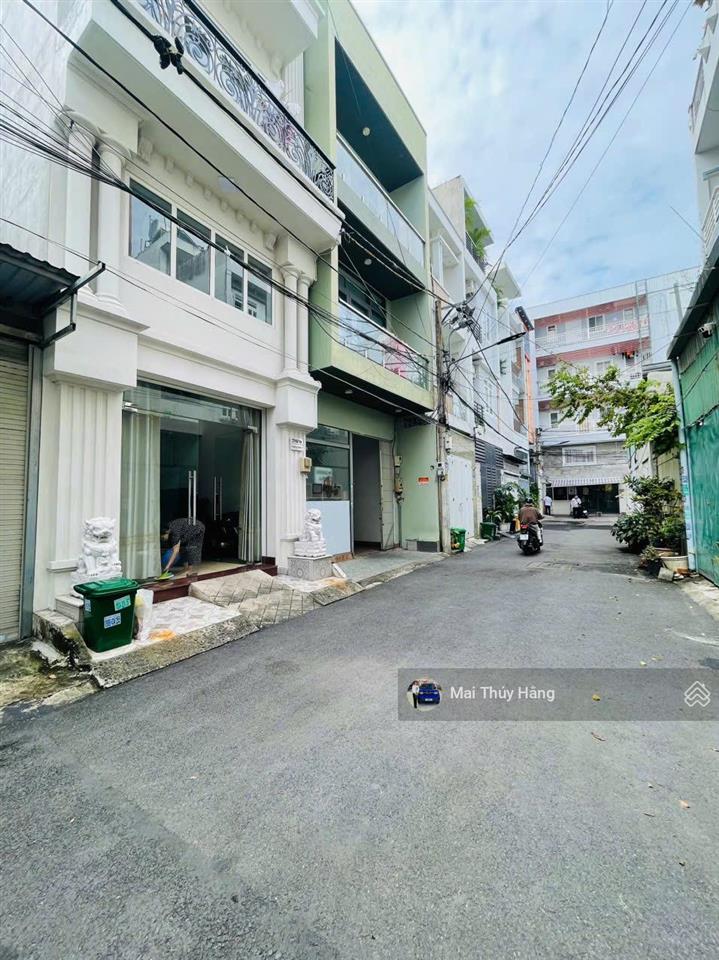 Vip nhất linh chiểu ngay mặt tiền đường hoàng diệu 2  đẹp không tì vết ko lỗi phong thủy