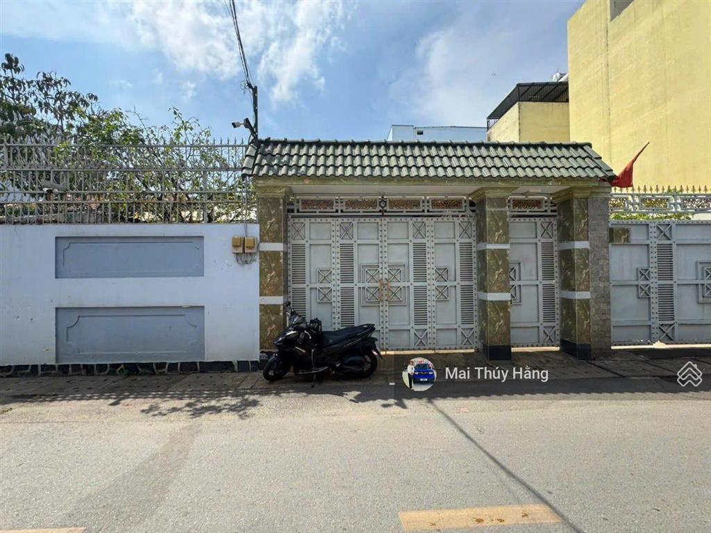 Vị trí đắc địa ,tiềm năng đất mặt tiền sát phạm văn đồng ,cách vành đai ii 300m ngang 6.5m nở hậu